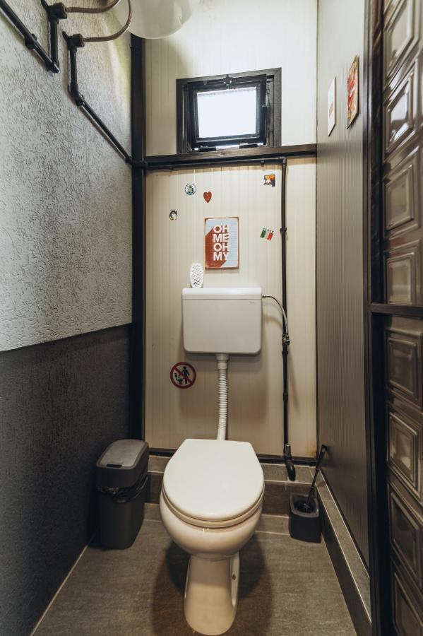Q Podgorica Beds,Rooms And More 외부 사진
