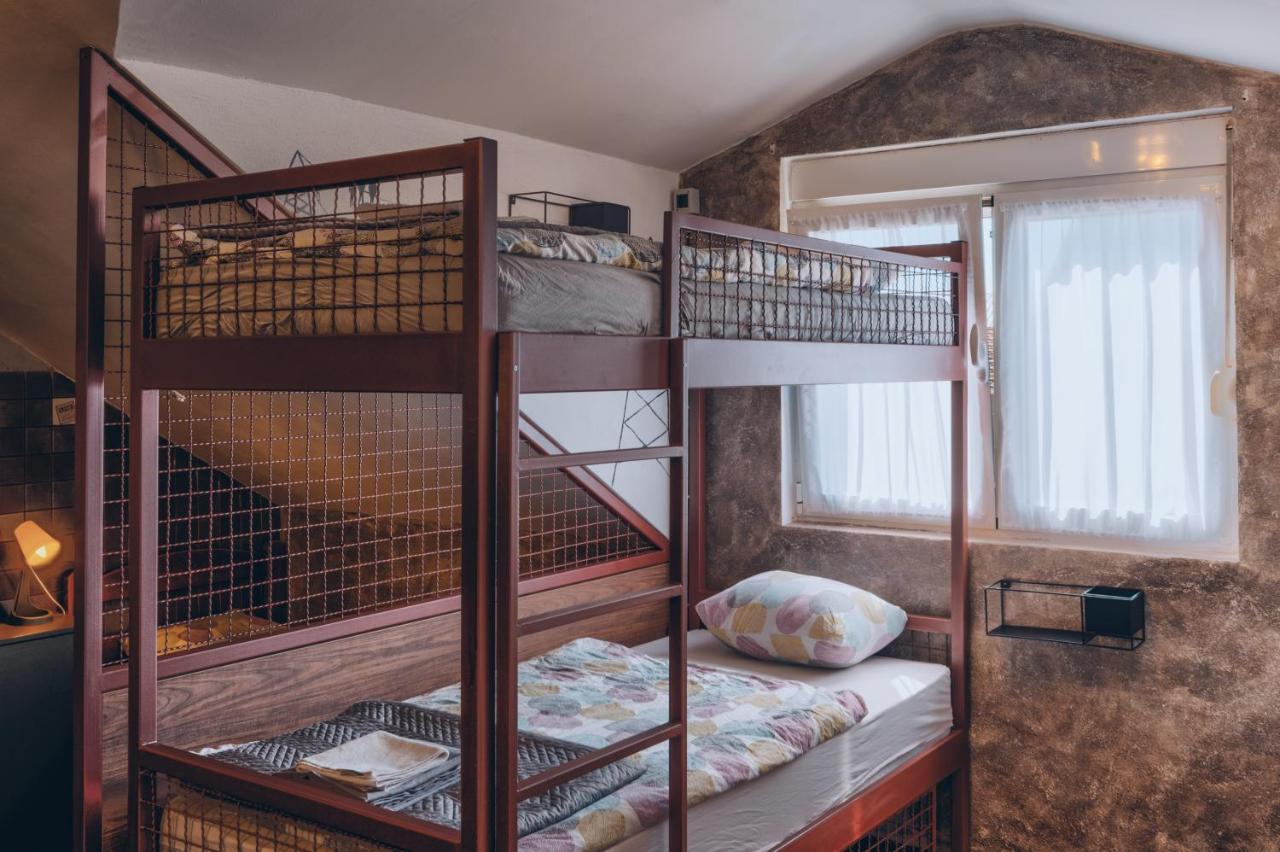 Q Podgorica Beds,Rooms And More 외부 사진